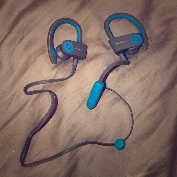 Power beats - Picture 1 of 5